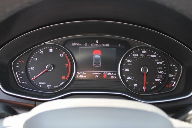 Photo of 2024 Daytona Gray Pearl Effect Audi Q5
