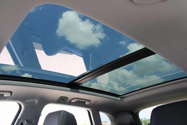 Photo of 2024 Daytona Gray Pearl Effect Audi Q5