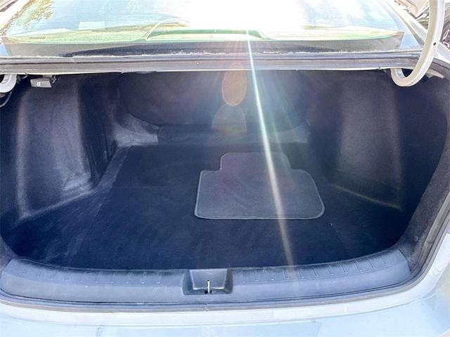 Photo of 2024 Platinum White Pearl Honda Civic