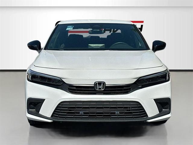 Photo of 2024 Platinum White Pearl Honda Civic
