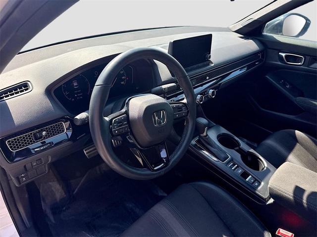 Photo of 2024 Platinum White Pearl Honda Civic