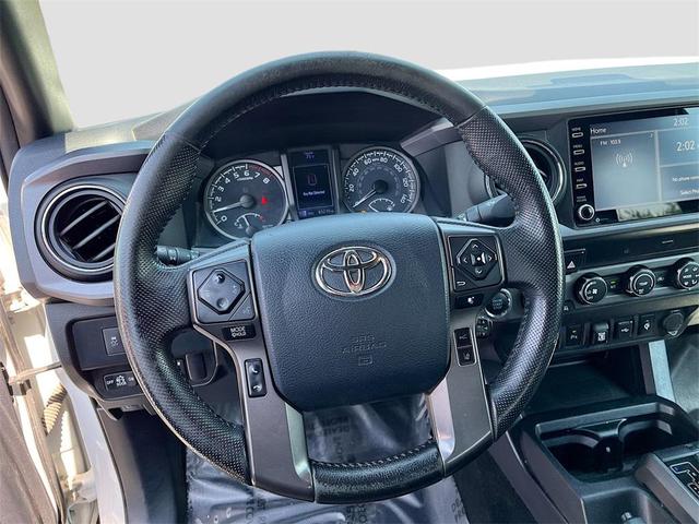 Photo of 2020 Super White Toyota Tacoma