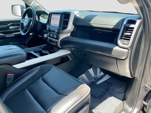 Photo of 2022 Granite Crystal Metallic Clearcoat RAM 1500