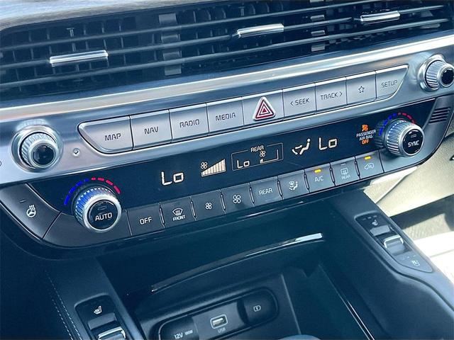 Photo of 2022 Gravity Grey Kia Telluride