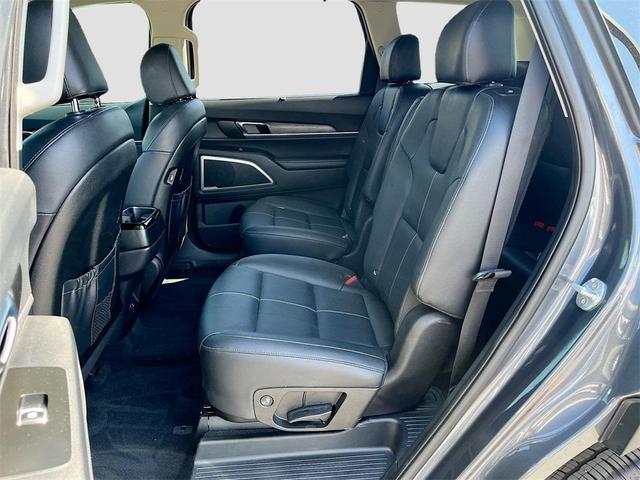 Photo of 2022 Gravity Grey Kia Telluride