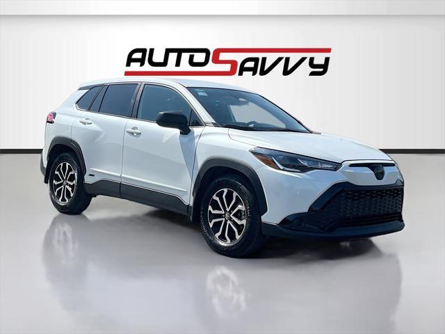 Photo of 2024 White Toyota Corolla Hybrid