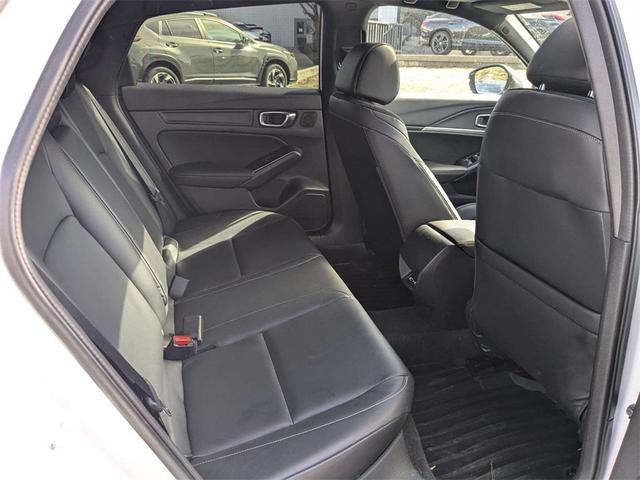 Photo of 2023 Platinum White Pearl Acura Integra