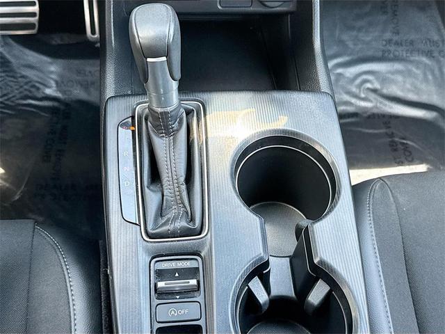 Photo of 2024 Lunar Silver Metallic Honda Civic