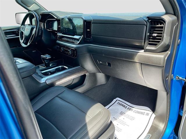 Photo of 2022 Glacier Blue Metallic Chevrolet Silverado 1500
