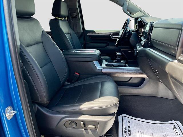 Photo of 2022 Glacier Blue Metallic Chevrolet Silverado 1500