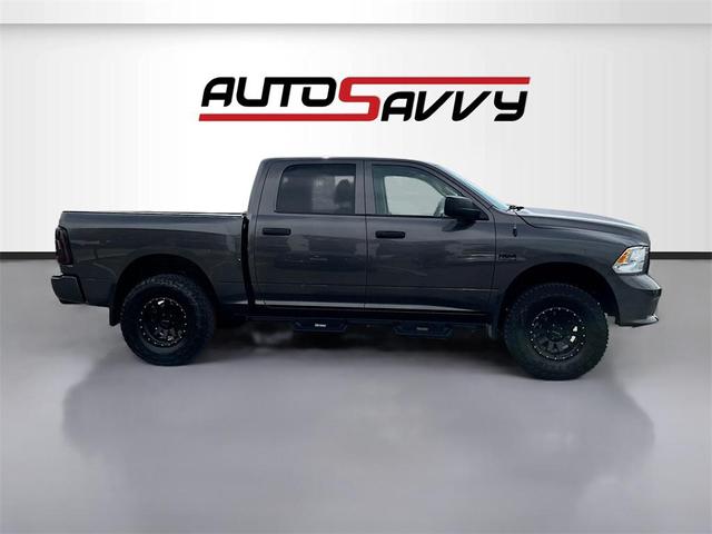 Photo of 2019 Brilliant Black Crystal Pearlcoat RAM 1500