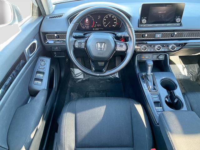 Photo of 2024 Gray Honda Civic