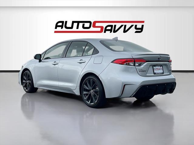 Photo of 2024 Classic Silver Metallic Toyota Corolla Hybrid