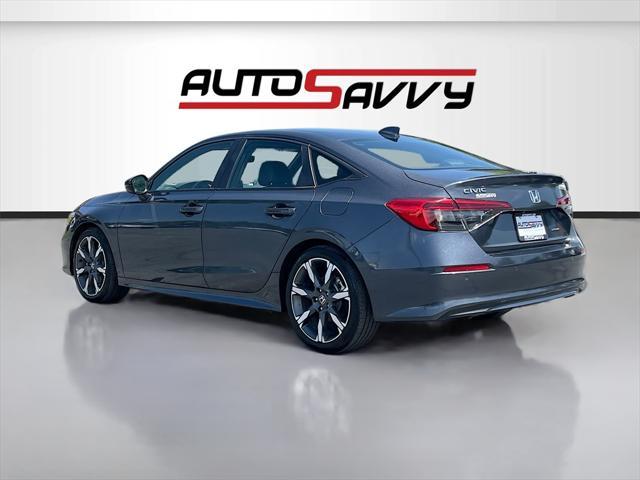Photo of 2025 Solar Silver Metallic Honda Civic Hybrid