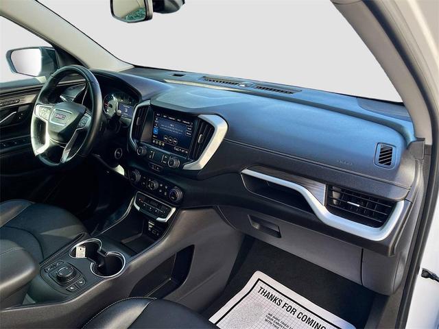 Photo of 2024 Summit White GMC Terrain