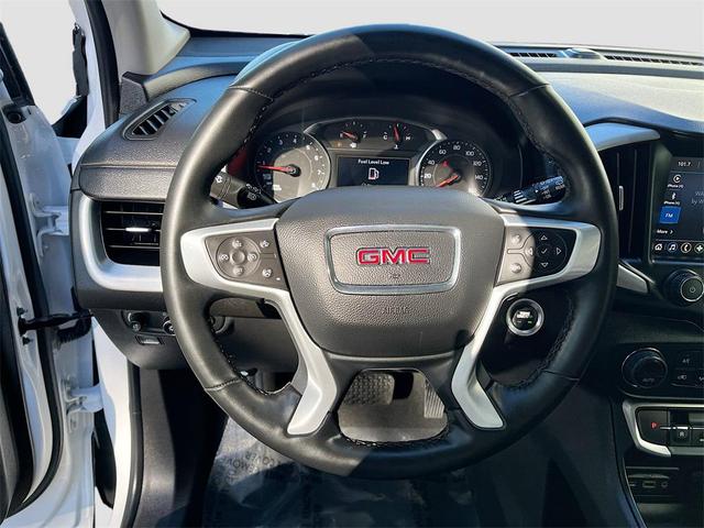 Photo of 2024 Summit White GMC Terrain