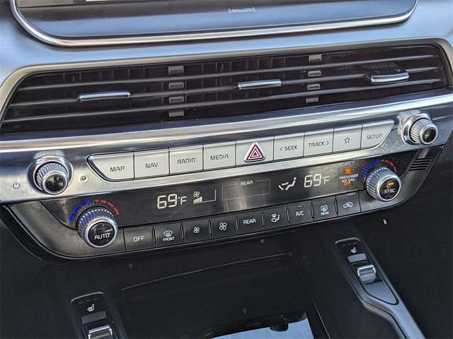 Photo of 2022 Everlasting Silver Kia Telluride