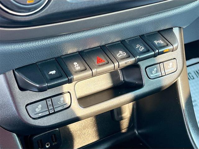 Photo of 2022 Bright Blue Metallic Chevrolet Colorado