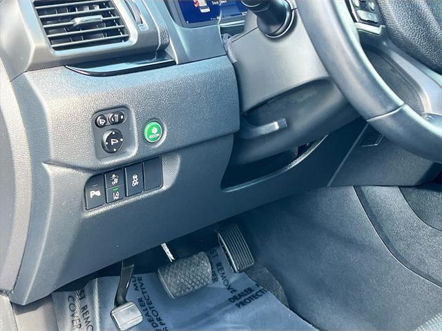 Photo of 2021 Lunar Silver Metallic Honda Passport