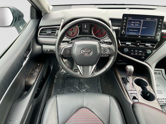 Photo of 2023 Midnight Black Metallic Toyota Camry