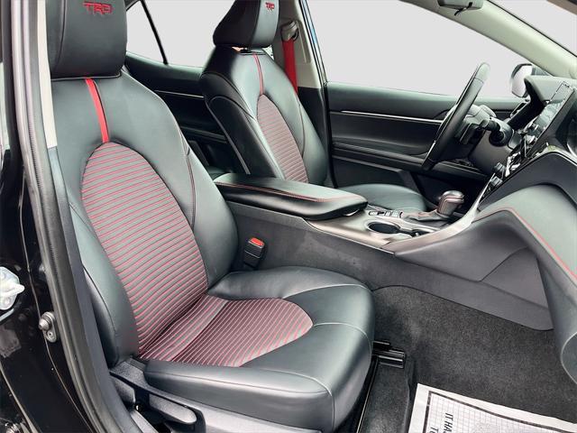 Photo of 2023 Midnight Black Metallic Toyota Camry