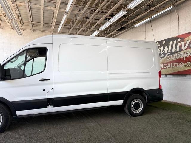 Photo of 2020 Oxford White Ford Transit-250
