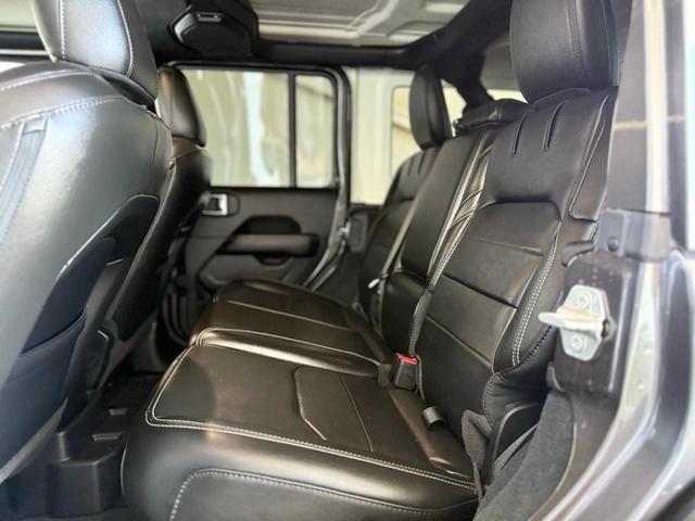 Photo of 2022 Granite Crystal Jeep Wrangler Unlimited 4xe