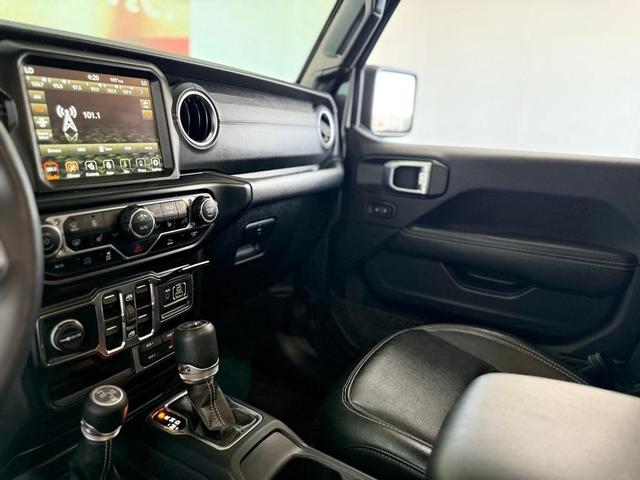 Photo of 2022 Granite Crystal Jeep Wrangler Unlimited 4xe