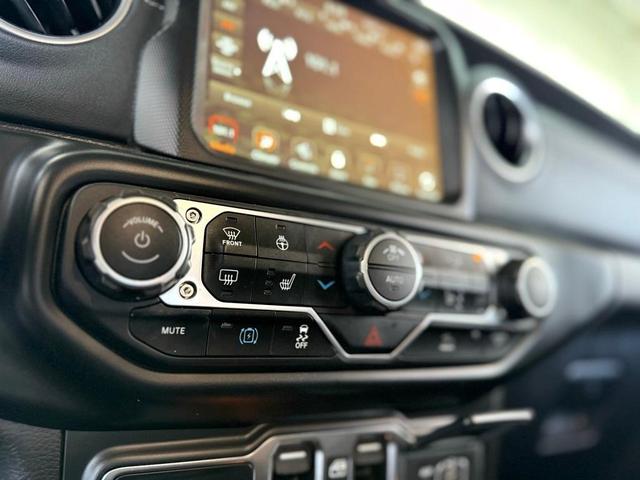 Photo of 2022 Granite Crystal Jeep Wrangler Unlimited 4xe