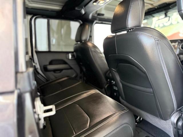 Photo of 2022 Granite Crystal Jeep Wrangler Unlimited 4xe