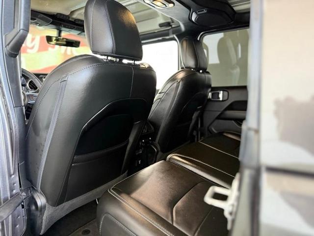 Photo of 2022 Granite Crystal Jeep Wrangler Unlimited 4xe