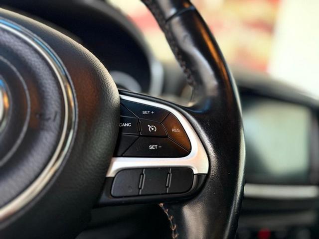 Photo of 2020 Silver Jeep Compass