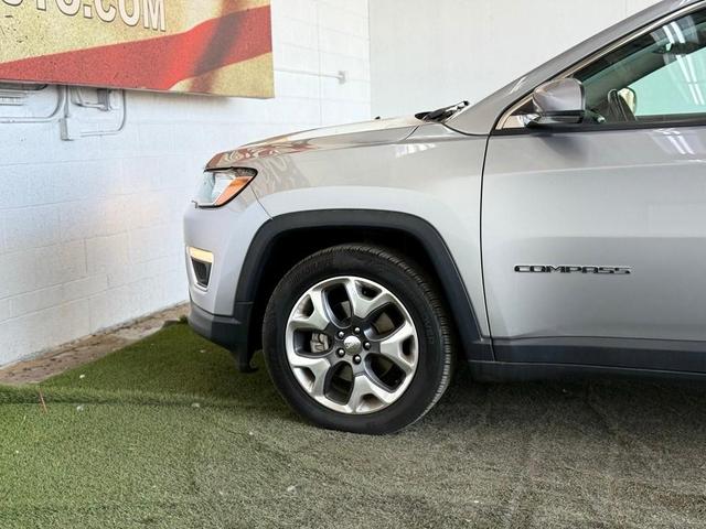 Photo of 2020 Silver Jeep Compass