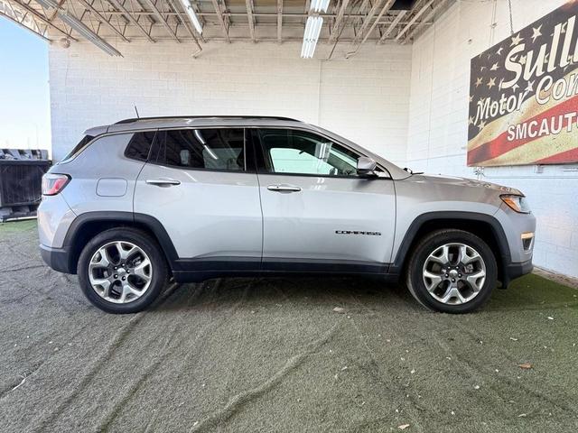 Photo of 2020 Silver Jeep Compass