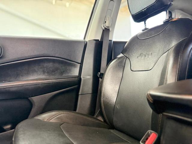 Photo of 2020 Silver Jeep Compass