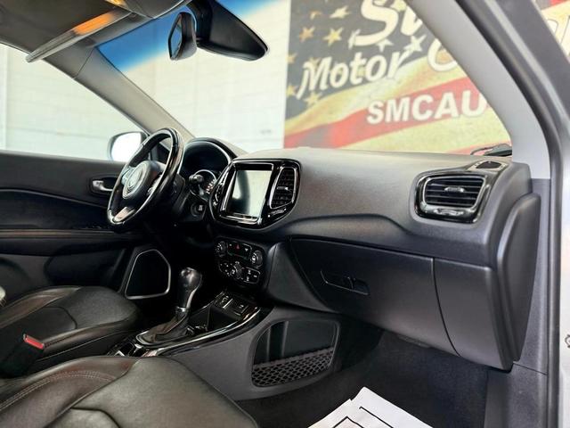 Photo of 2020 Silver Jeep Compass