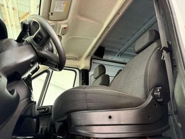 Photo of 2023 Bright White RAM ProMaster 2500