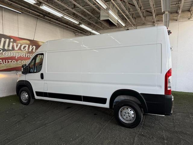 Photo of 2023 Bright White RAM ProMaster 2500
