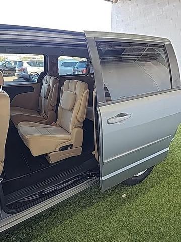Photo of 2014 Silver Dodge Grand Caravan