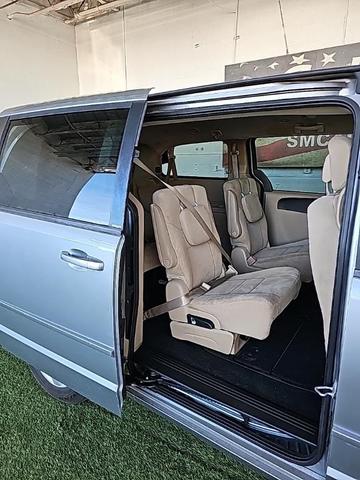 Photo of 2014 Silver Dodge Grand Caravan