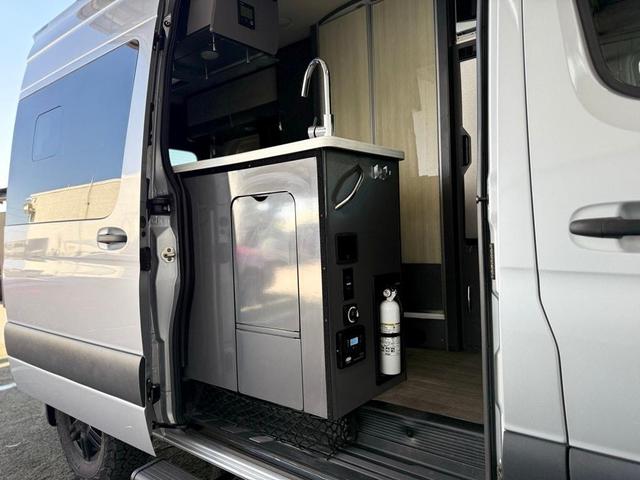 Photo of 2021 Iridium Silver Mercedes-Benz Sprinter 2500