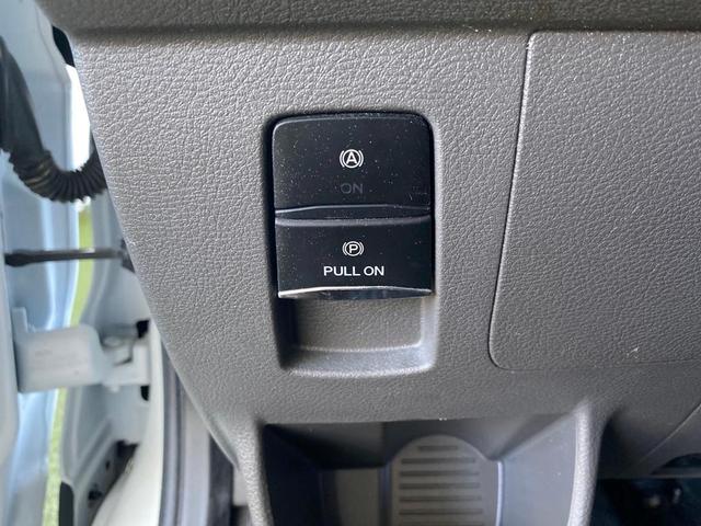 Photo of 2021 Oxford White Ford Transit-250