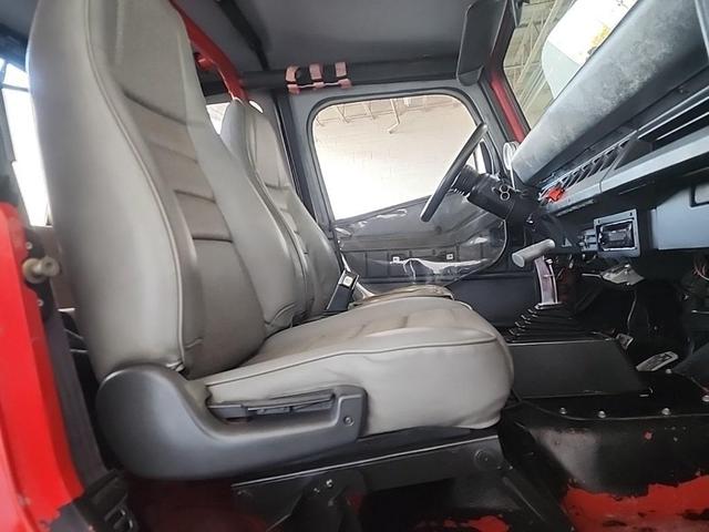 Photo of 1994 Red Jeep Wrangler