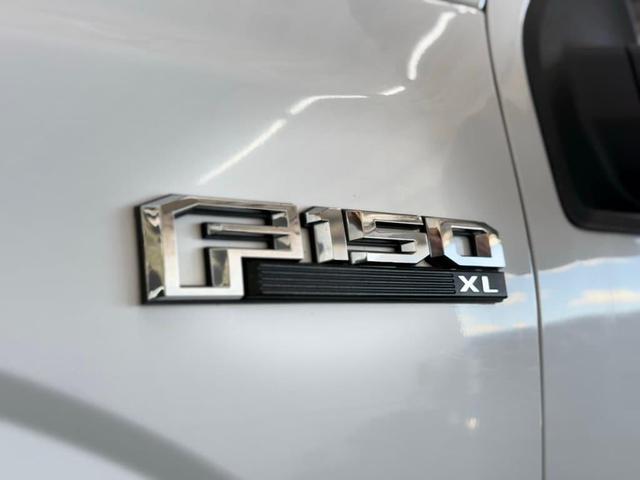 Photo of 2017 Oxford White Ford F-150
