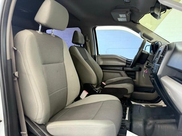 Photo of 2017 Oxford White Ford F-150