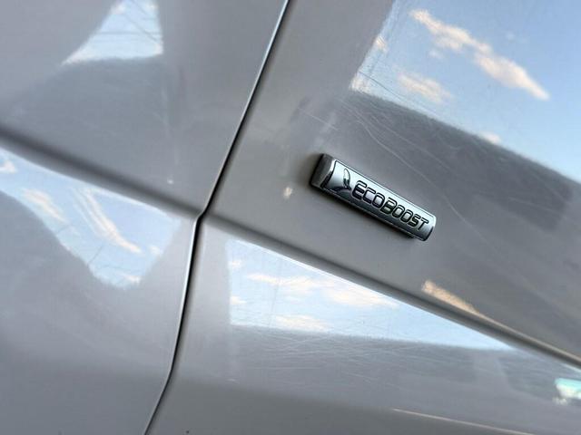 Photo of 2017 Oxford White Ford F-150
