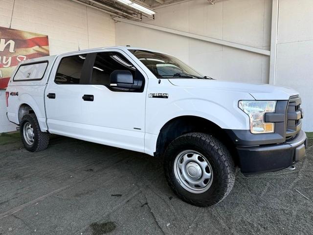 Photo of 2017 Oxford White Ford F-150