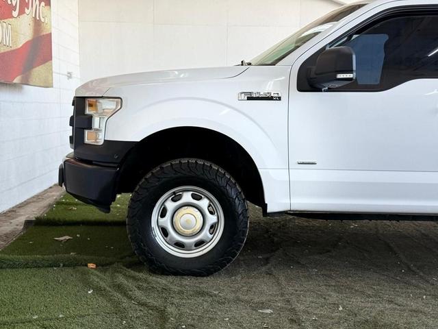 Photo of 2017 Oxford White Ford F-150