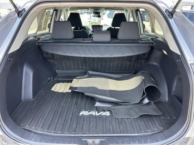 Photo of 2023 Silver Sky Toyota RAV4 Hybrid