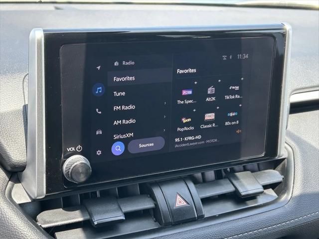 Photo of 2023 Silver Sky Toyota RAV4 Hybrid